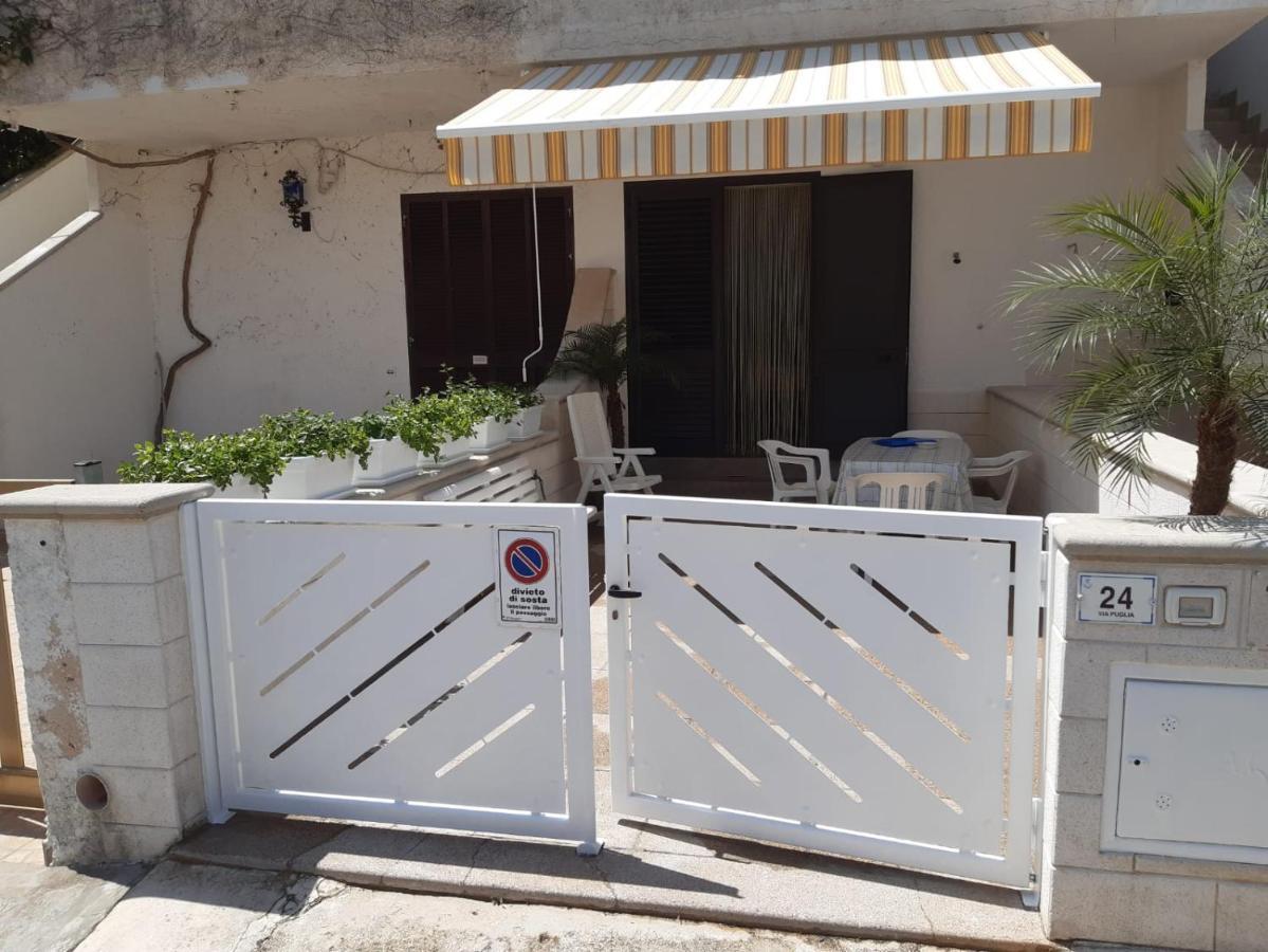 Casa Vacanza Rita มารินาดิเปสโคลูเซ ภายนอก รูปภาพ
