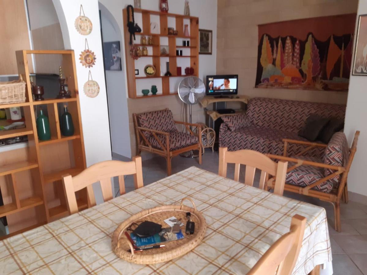 Casa Vacanza Rita มารินาดิเปสโคลูเซ ภายนอก รูปภาพ