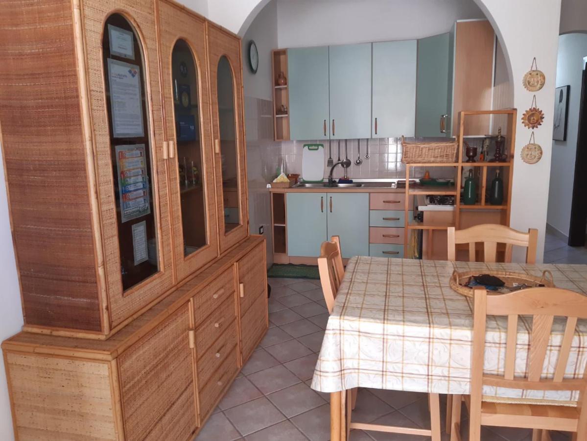Casa Vacanza Rita มารินาดิเปสโคลูเซ ภายนอก รูปภาพ