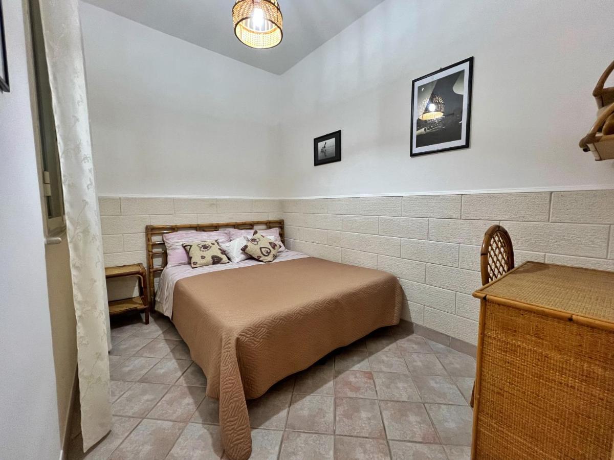 Casa Vacanza Rita มารินาดิเปสโคลูเซ ภายนอก รูปภาพ