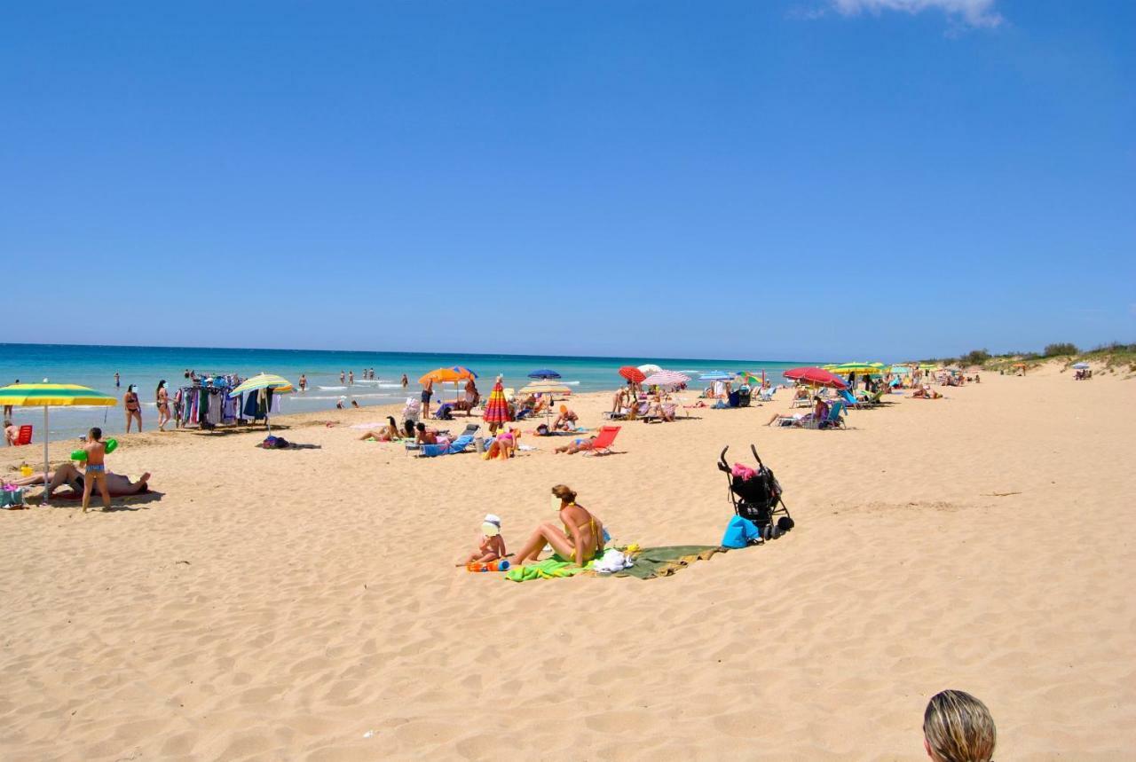 Casa Vacanza Rita มารินาดิเปสโคลูเซ ภายนอก รูปภาพ